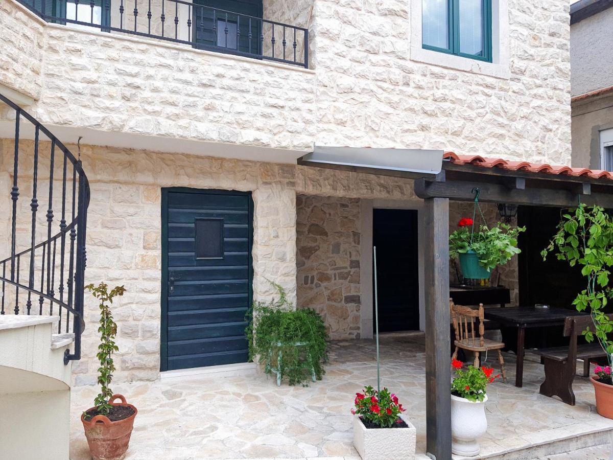 Holiday Home Jakov Bibinje Bagian luar foto