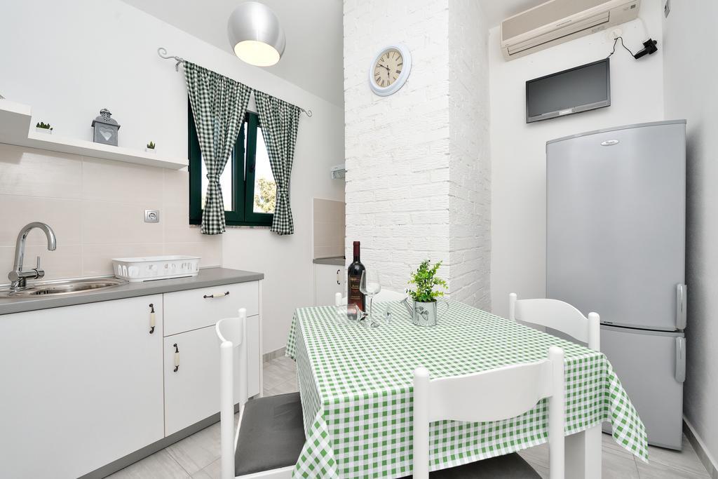 Holiday Home Jakov Bibinje Bagian luar foto