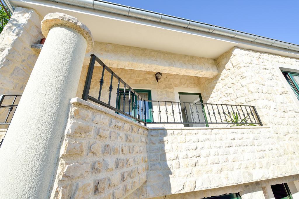 Holiday Home Jakov Bibinje Bagian luar foto